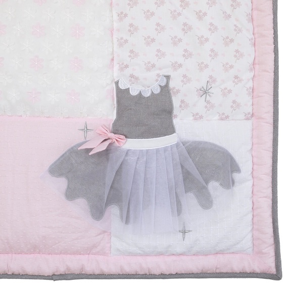 Nojo Ballerina Crib Bedding Quilt and bed Skirt - Picture 2 of 5